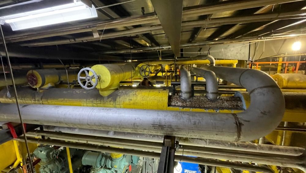 AC unit pipes